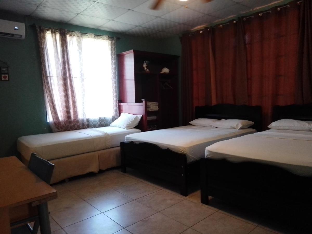 Hostel Guayacan Puerto Armuelles Eksteriør billede