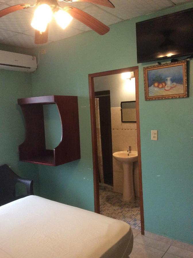 Hostel Guayacan Puerto Armuelles Eksteriør billede