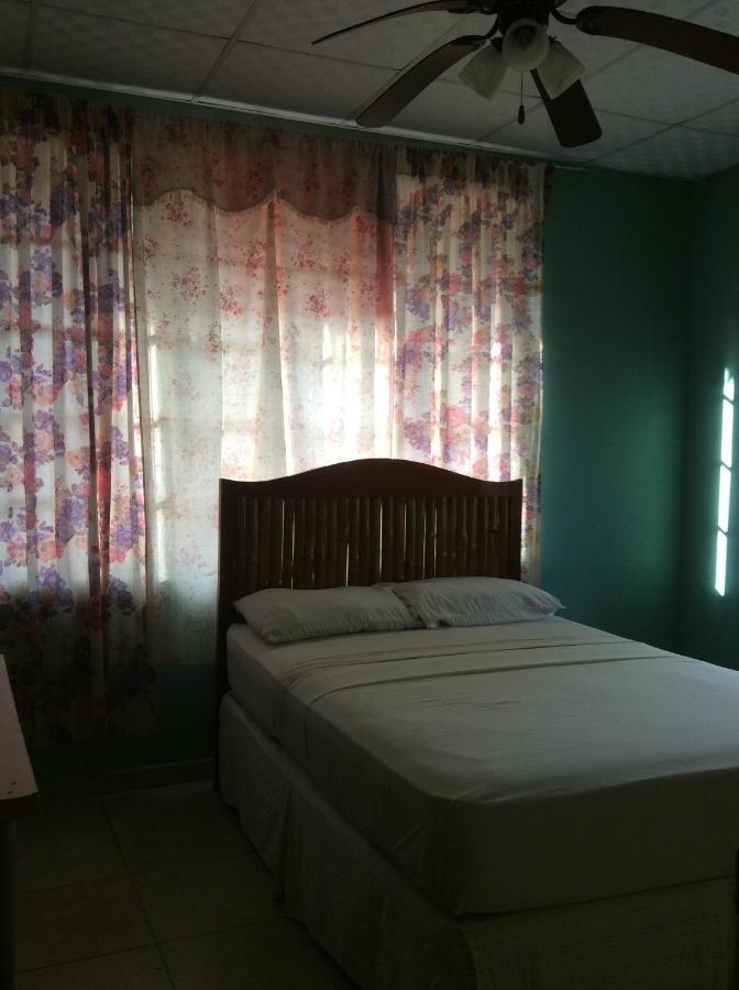 Hostel Guayacan Puerto Armuelles Eksteriør billede